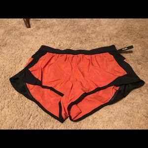 New Victoria Secret running shorts M